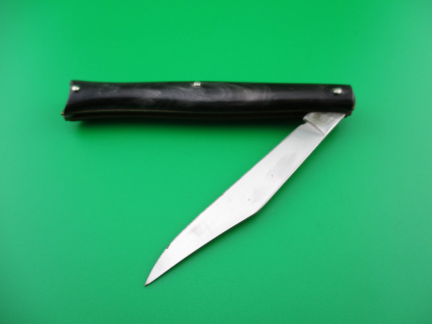 z Edgemaster Fishtail Dark Swirl 1950s switchblade knife