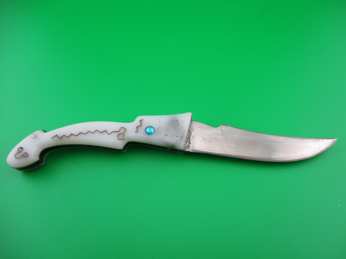 Russian RPK 19cm Weird Leg knife switchblade white copper inlay blue stone