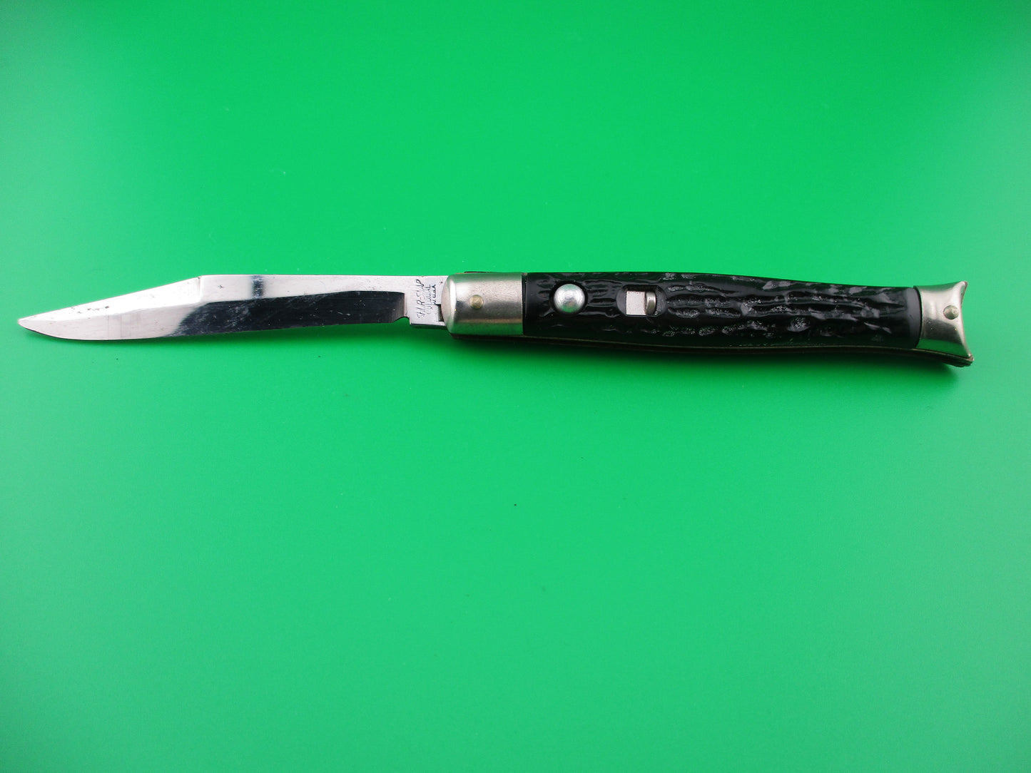 SHUR-SNAP Fishtail Black Stagged 1950s NOS Vintage switchblade knife