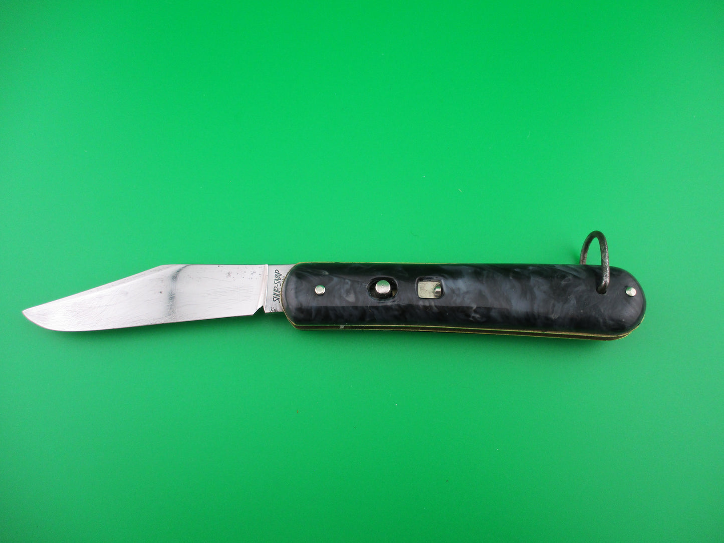 COLONIAL SHUR-SNAP Fatjack Black & Gray swirl vintage 1950s switchblade knife