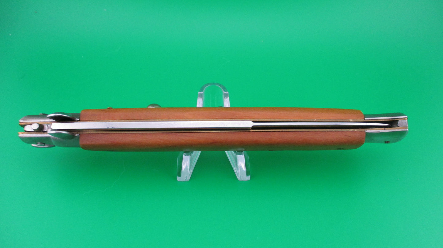 AKC MADE IN ITALY STAINLESS STEEL 33cm Italian light wood swivel bolster switchblade