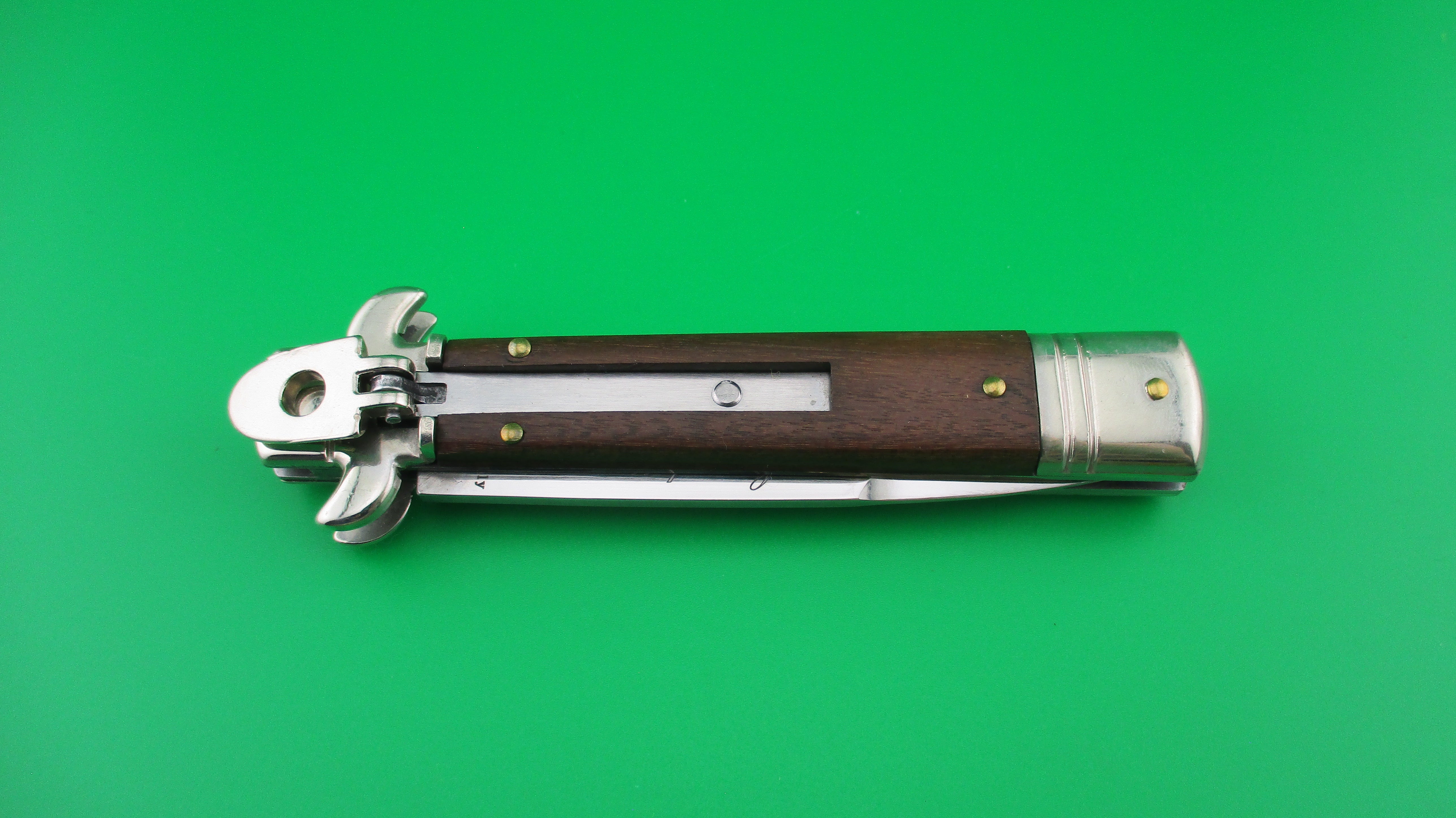 z Leverletto by Bill DeShivs Italian lever switchblade – Apple Valley ...