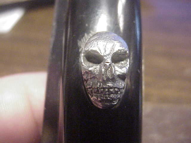 35cm Skull Button Wicked Stiletto Dagger Horn Custom automatic knife