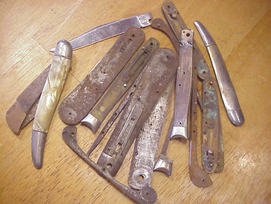 Group of broken switchblades & parts 5