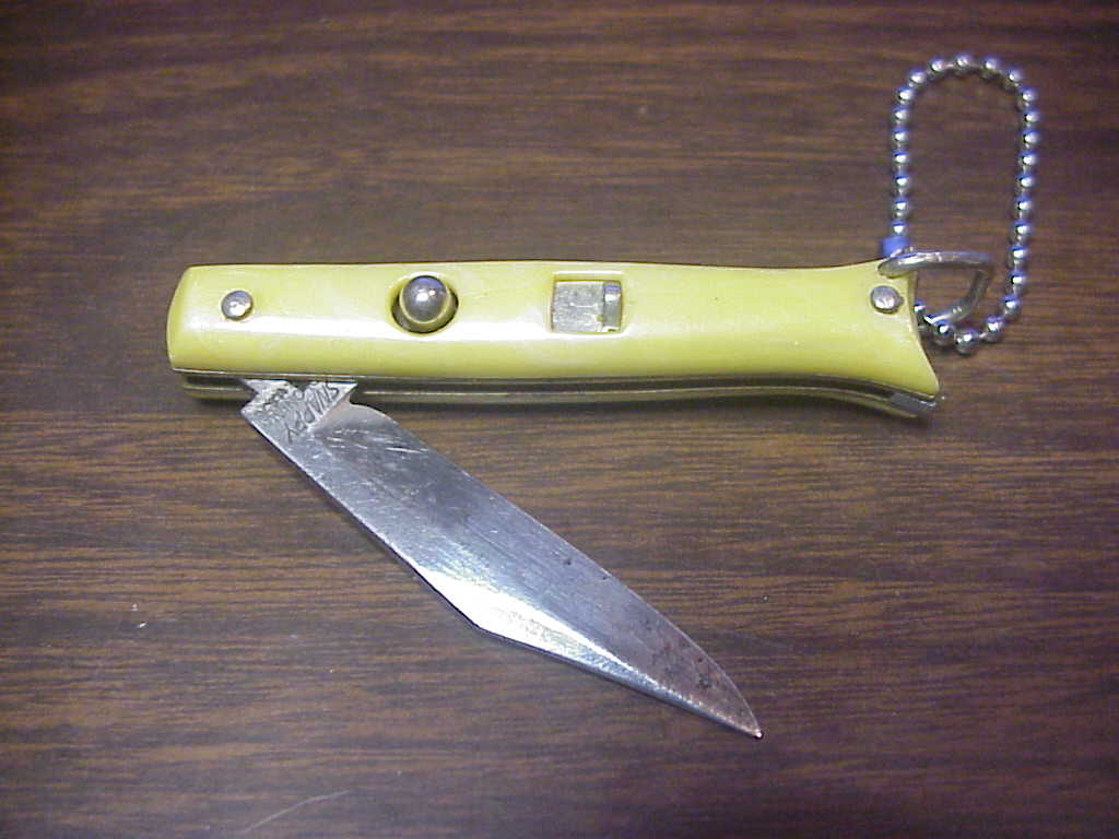 Colonial SNAPPY keychain switchblade early