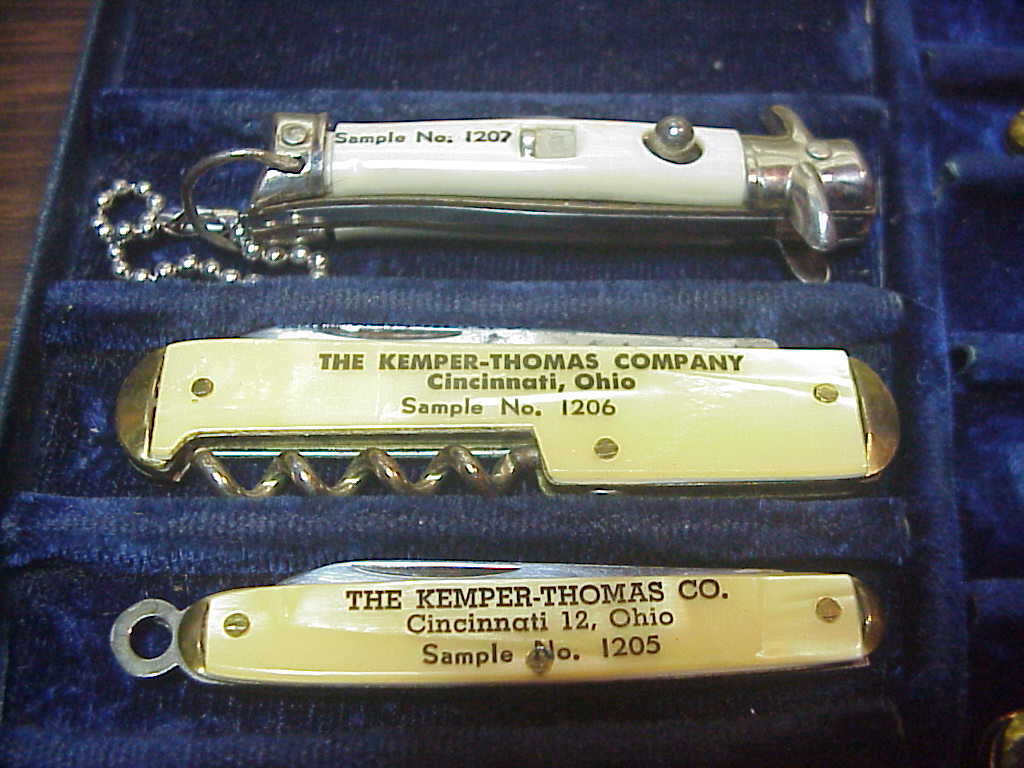 Colonial Kemper Thomas Company Salesman hinged display box w/ knives Snappy Flylock