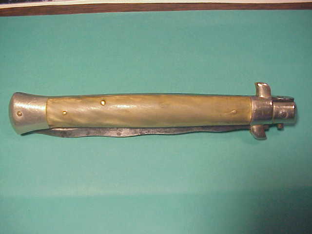 Latama ITALY 28cm Italian Picklock Kris 1950s Cream & Green horn vintage automatic knife