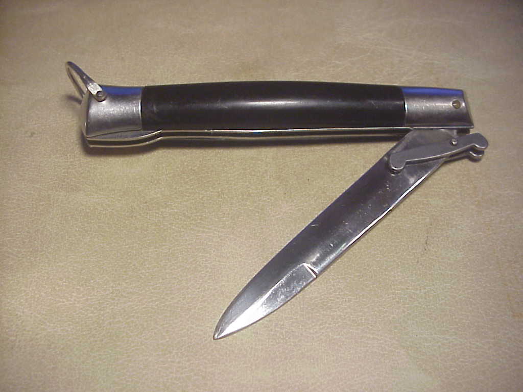 STAINLESS STEEL 22cm Japanese Late model Rizzuto w "peek shields" automatic knife