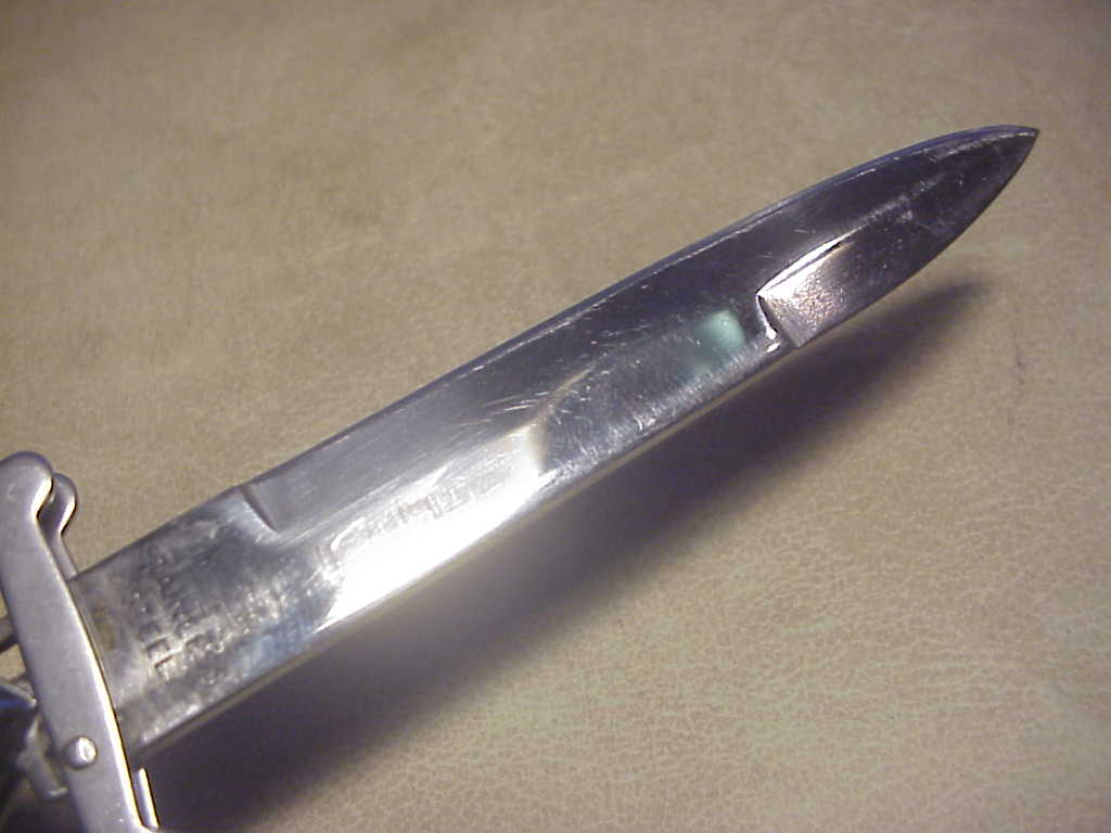 STAINLESS STEEL 22cm Japanese Late model Rizzuto w "peek shields" automatic knife