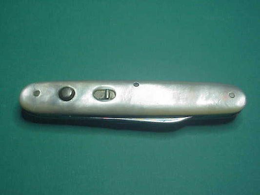 SHAPLEIGH HDW CO DE B19 Medium double MOP switchblade knife w etch