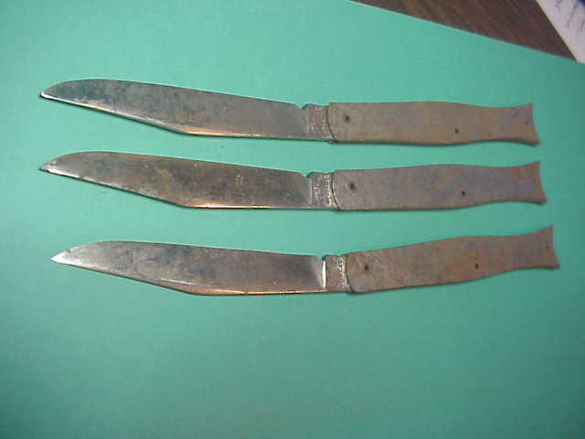 PRESTO Fishtail Steel Frame w Blade Factory reject from Schrade Factory auction